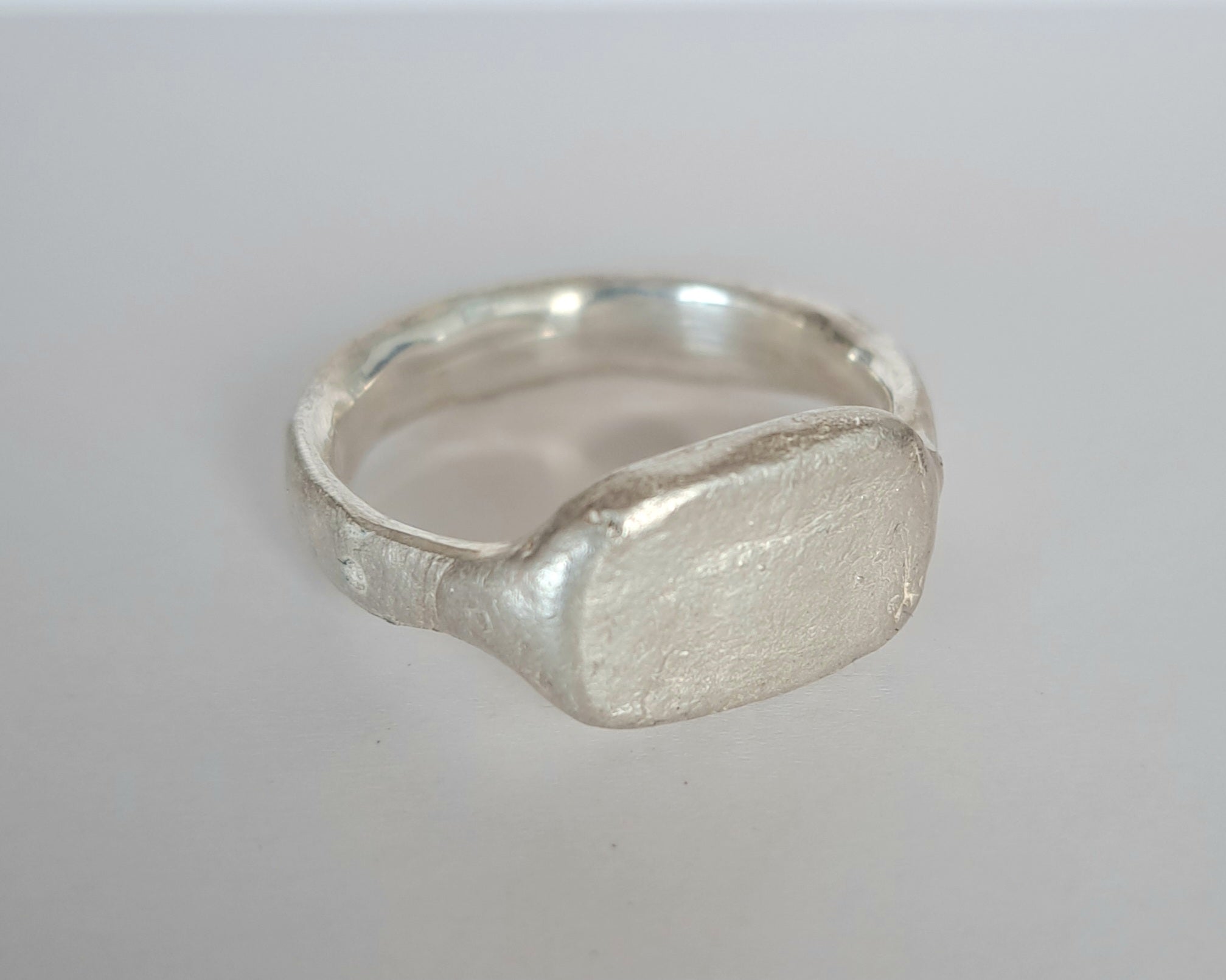 Anillo Sello Rústico