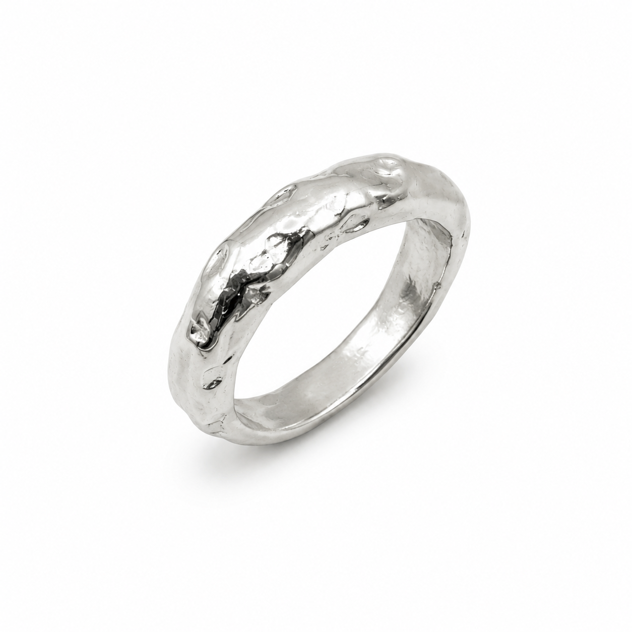 Wavy ring